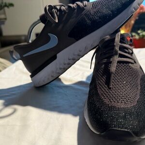 Nike Flyknit Running Athletic Shoes